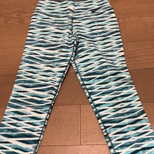 Nike leggings small